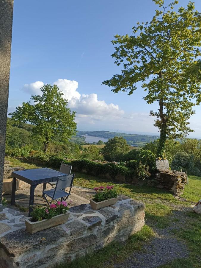 Gite A La Tour De Peyrebrune Alrance Extérieur photo